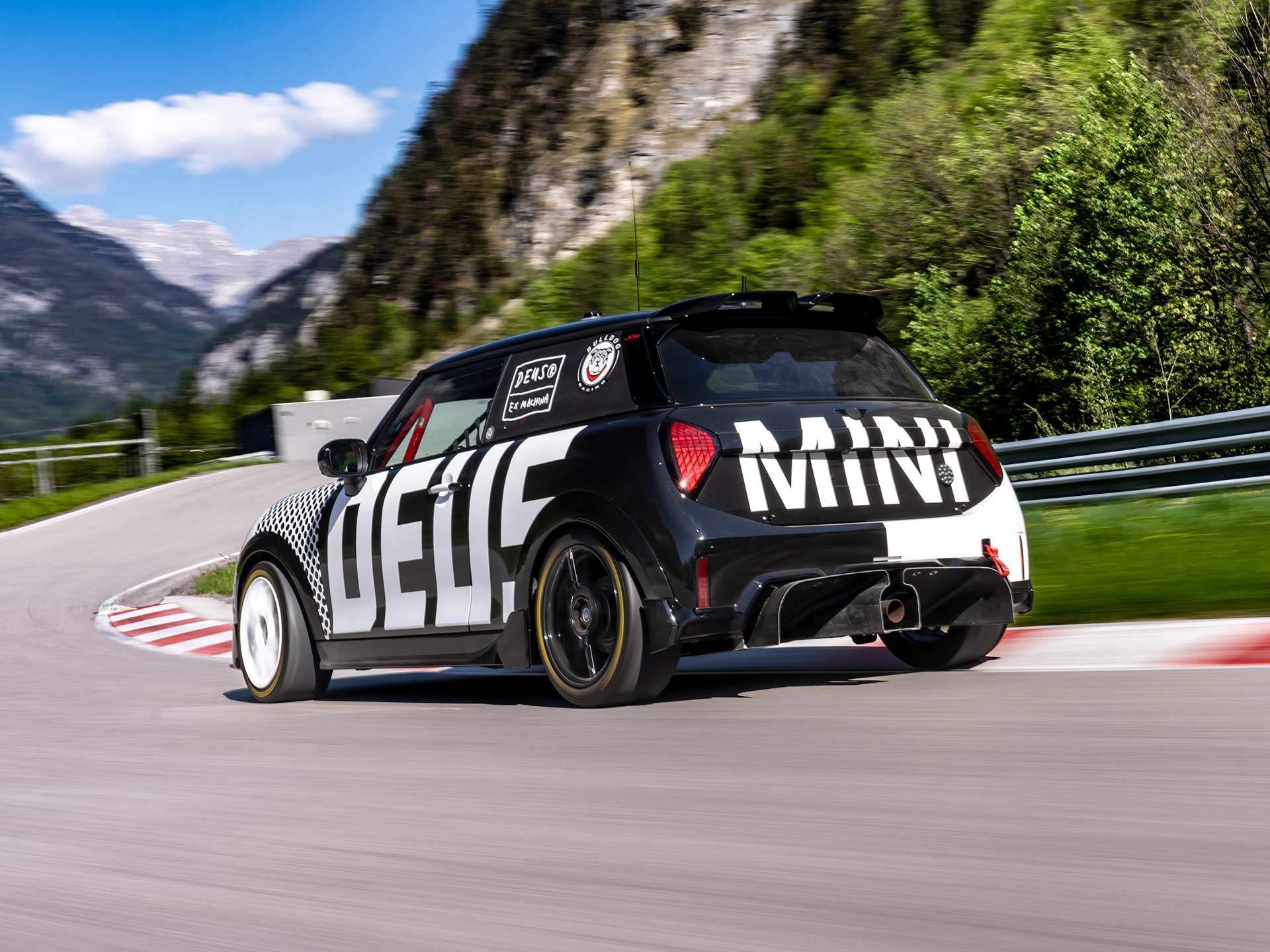 MINI JCW Heckansicht